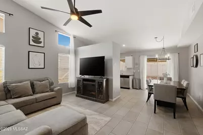 8078 N Streamside Avenue, Tucson, AZ 85741 - Photo 3