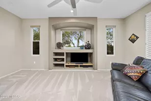 1637 W Thorntree Dr, Oro Valley, AZ 85737 - Photo 19