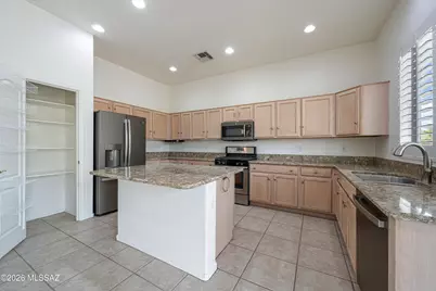 7472 W Cosmic Sky Drive, Tucson, AZ 85743 - Photo 13