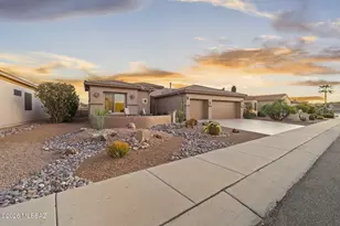 2209 W Calle Cacillo, Green Valley, AZ 85622 - Photo 7