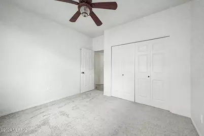 2233 W Gramercy Drive, Green Valley, AZ 85622 - Photo 19