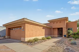 2233 W Gramercy Dr, Green Valley, AZ 85622 - Photo 1