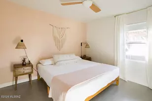 1402 E Roger Rd, Tucson, AZ 85719 - Photo 15