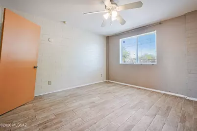 2525 N Alvernon Way #UNIT B1, Tucson, AZ 85712 - Photo 19