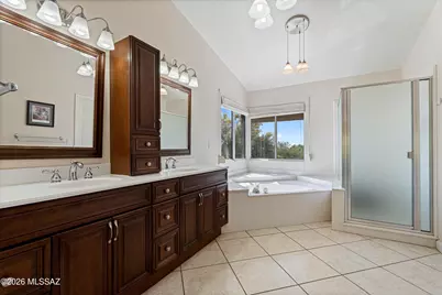 1821 W Desert Highlands Drive, Tucson, AZ 85737 - Photo 7