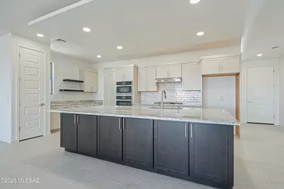 2074 W Spotted Toad Court, Tucson, AZ 85704 - Photo 11