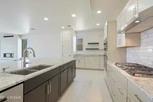 2074 W Spotted Toad Ct, Tucson, AZ 85704 - Photo 13