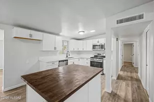 6910 E Calle Marte, Tucson, AZ 85710 - Photo 9