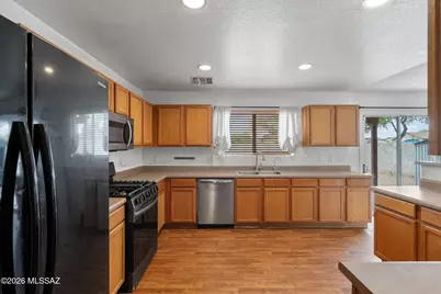 6956 S Goshawk Drive, Tucson, AZ 85756 - Photo 9