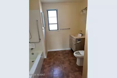 277 S Paseo Pena #c, Green Valley, AZ 85614 - Photo 1