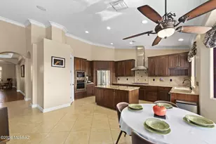 12301 N Golden Mirror Dr, Marana, AZ 85658 - Photo 11