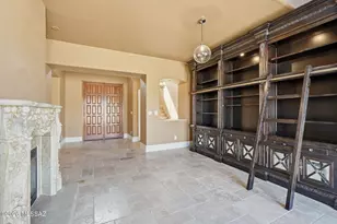 1391 E Sonoran Desert Dr, Oro Valley, AZ 85737 - Photo 5