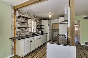 5034 E 17th St, Tucson, AZ 85711 - Photo 9