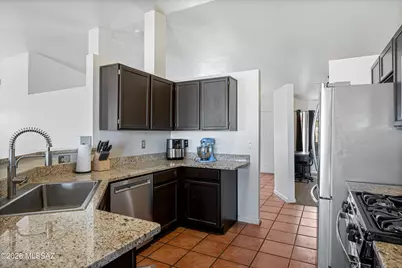 8721 N Chinaberry Way, Tucson, AZ 85742 - Photo 13