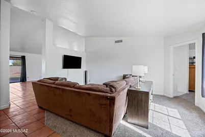 8721 N Chinaberry Way, Tucson, AZ 85742 - Photo 7