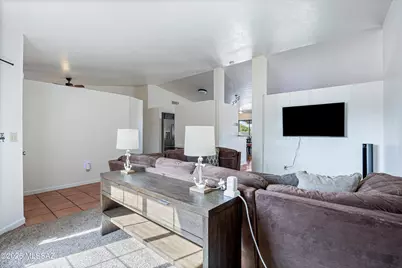 8721 N Chinaberry Way, Tucson, AZ 85742 - Photo 9