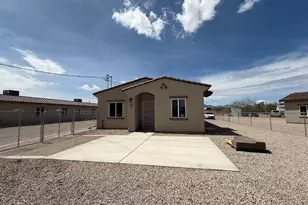 1595 N Yavapai St, Tucson, AZ 85745 - Photo 1