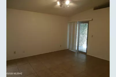 90 E Camino De Diana, Green Valley, AZ 85614 - Photo 13