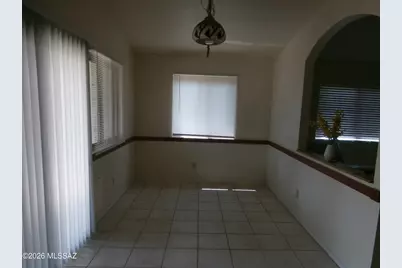 90 E Camino De Diana, Green Valley, AZ 85614 - Photo 9