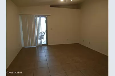 90 E Camino De Diana, Green Valley, AZ 85614 - Photo 15