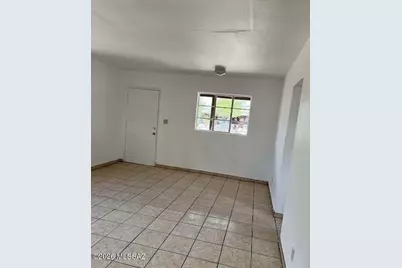 4552 E Douglas Street, Tucson, AZ 85711 - Photo 9