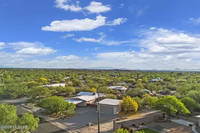 10685 E Oakwood Drive, Tucson, AZ 85749 - Photo 43