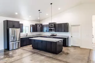 1237 E Desert Sky Ln, Benson, AZ 85602 - Photo 11