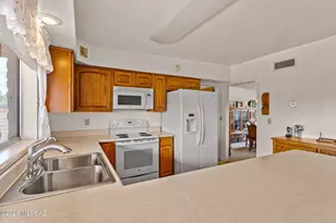 10100 E Moccasin Pl, Tucson, AZ 85749 - Photo 13