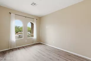 8978 W Cloudwood Dr, Marana, AZ 85653 - Photo 5