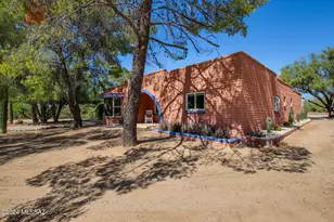 6070 W Desert Marigold Ln, Tucson, AZ 85742 - Photo 7