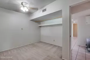 6070 W Desert Marigold Ln, Tucson, AZ 85742 - Photo 13