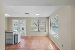 9070 E Kayenta Dr, Tucson, AZ 85749 - Photo 11