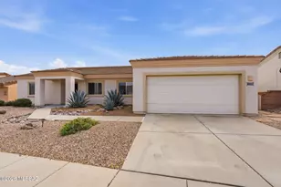 1750 W CÃ­rculo De La Pinata, Green Valley, AZ 85622 - Photo 3