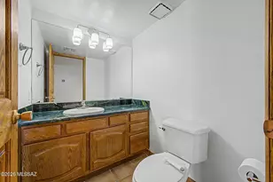 1383 W Tinna Pl, Tucson, AZ 85745 - Photo 11