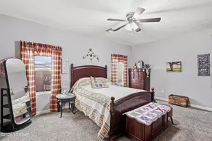 301 W Vista Monte Dr, Corona de Tucson, AZ 85641 - Photo 11