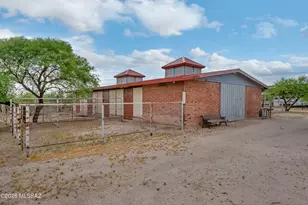 822 E Pomerene Rd, Benson, AZ 85602 - Photo 9