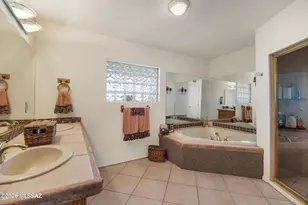 10910 E Old Spanish Trail, Tucson, AZ 85748 - Photo 39