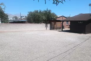 943 N Chrysler Dr, Tucson, AZ 85716 - Photo 17