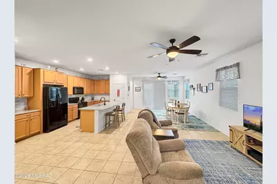 17193 S Emerald Vista Drive, Vail, AZ 85641 - Photo 9