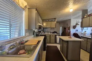 385 Hackberry Dr, Clifton, AZ 85533 - Photo 7