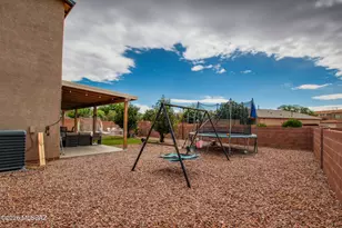 6386 S Cowpoke Dr, Tucson, AZ 85757 - Photo 9