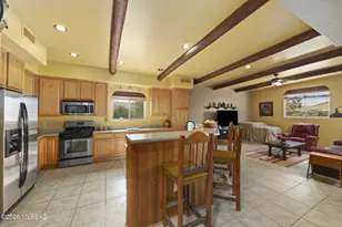 8070 W Crowned Eagle Ct, Tucson, AZ 85757 - Photo 15
