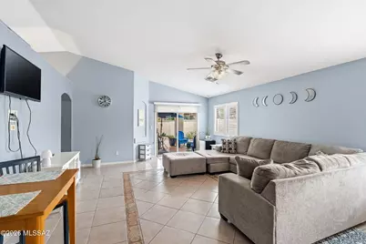 6943 W Harcuvar Drive, Tucson, AZ 85743 - Photo 7