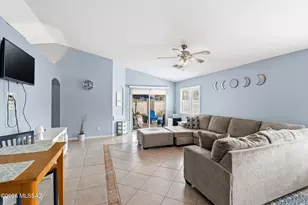 6943 W Harcuvar Dr, Tucson, AZ 85743 - Photo 7