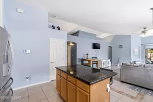 6943 W Harcuvar Dr, Tucson, AZ 85743 - Photo 17