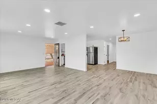 5972 W Rafter Cir St, Tucson, AZ 85713 - Photo 13