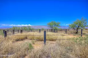 13675 E Crazy Horse Trail, Vail, AZ 85641 - Photo 33