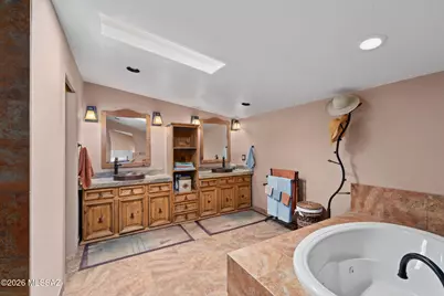 1641 W Chapala Drive, Tucson, AZ 85704 - Photo 15