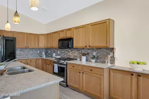 658 E Spanish Steps Dr, Tucson, AZ 85748 - Photo 7