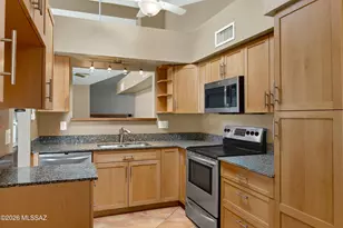 6300 N Willowbrook Dr Dr, Tucson, AZ 85704 - Photo 19